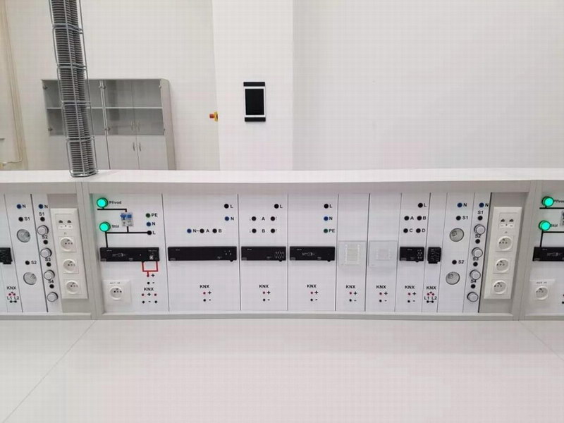 7_resize.jpg 7_resize.jpg