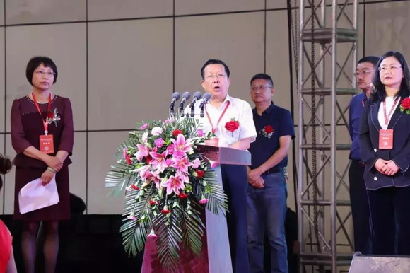 2_resize.jpg 2_resize.jpg