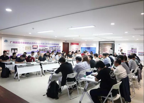 2_resize.jpg 2_resize.jpg