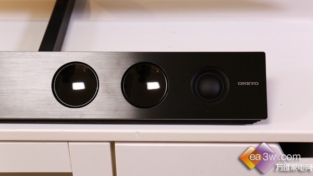 ИI(y)׿QLED+IMAX+pҕTCL C10uyw(yn)ʶ