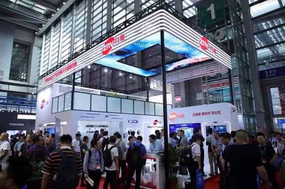 1_resize.jpg 1_resize.jpg